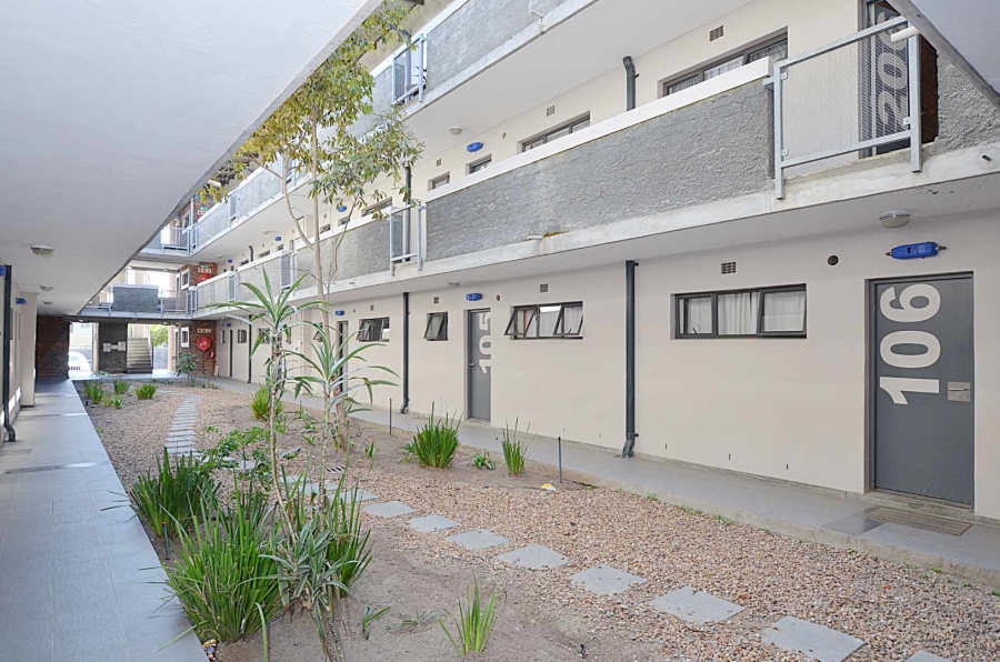 2 Bedroom Property for Sale in Brooklyn Western Cape
